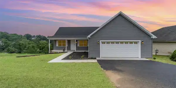 864 WYNONAH DRIVE