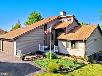 123 WINDY MEADOWS COURT