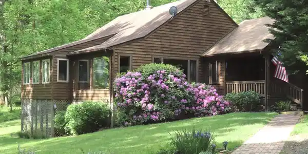 87 WOODLAND LANE