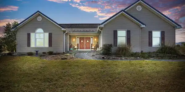 7275 LONG LANE