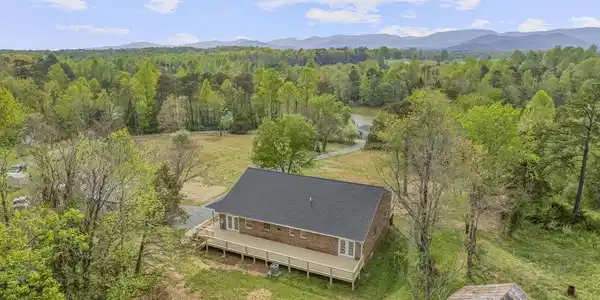115 MONTVIEW DR