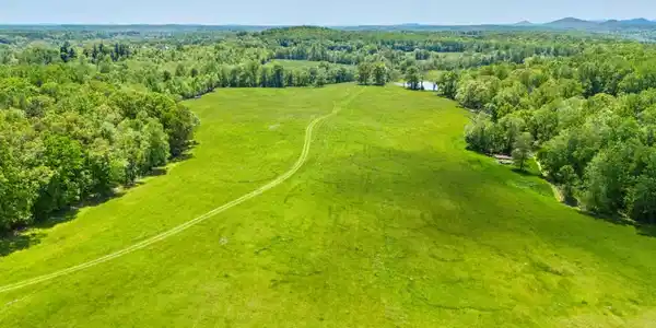 HAWTHORNE FARM ROAD
