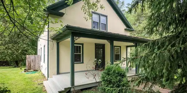 616 PINE GROVE ROAD