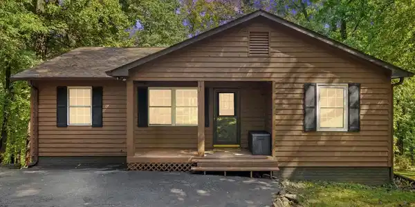 141 POCAHONTAS ROAD