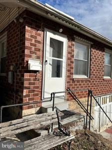 2 EVERGREEN TERRACE
