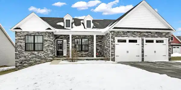 10272 HUNTERS RIDGE