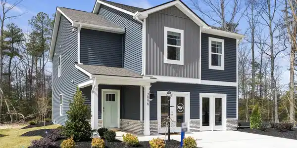15 SEABISCUIT COURT