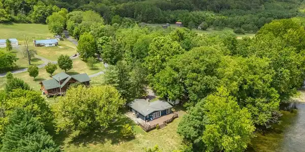378 PANHANDLE ROAD