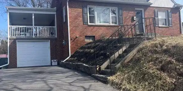 37 MOUNT AIRY AVENUE