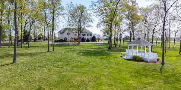 16182 HILLSBORO