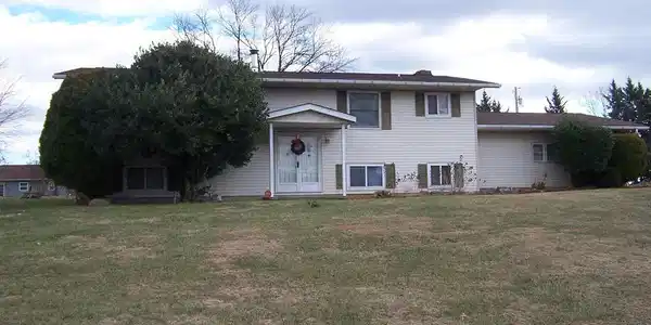 18 BEACON DRIVE