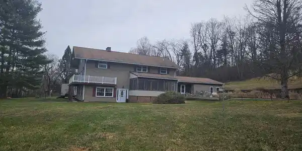 5091 FAIRVIEW DRIVE
