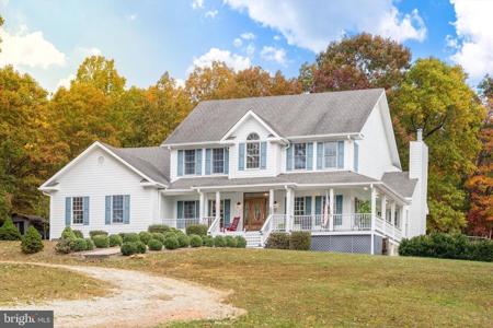 695 WHIPPOORWILL LANE
