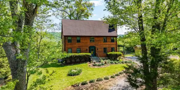 245 RIVER HOUSE LANE