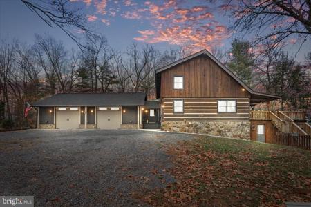 625 TWIN FLOWER LANE