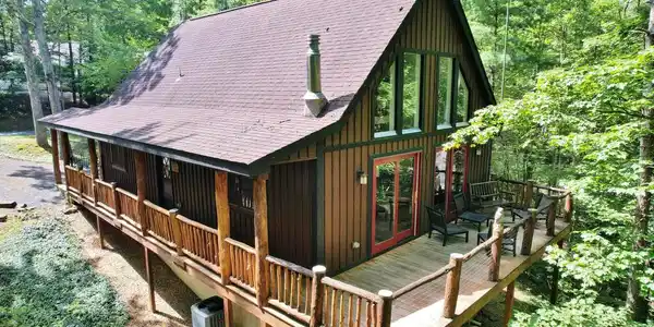 381 BASS WOOD LANE