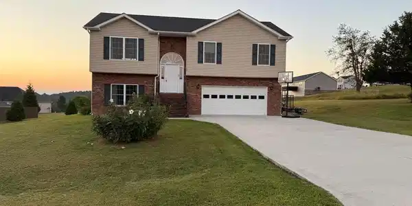 62 REDHAVEN DRIVE