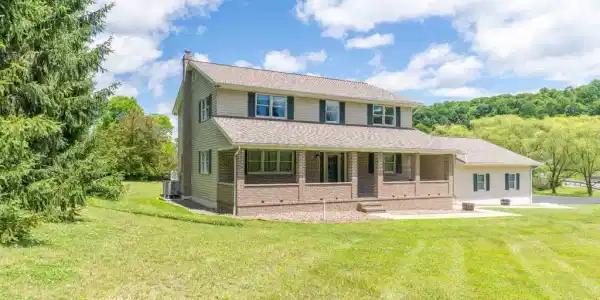 108 SUSAN AVENUE