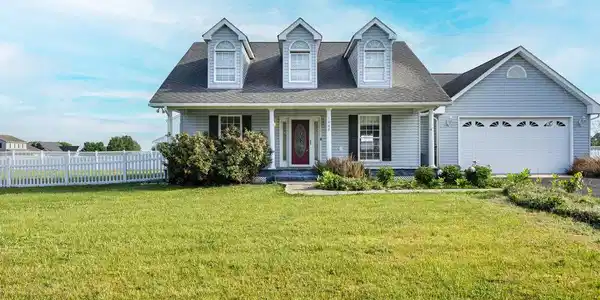 1066 HONEYVILLE ROAD