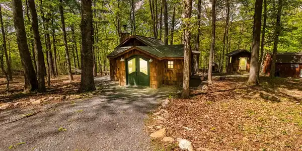 326 PREACHER LANE