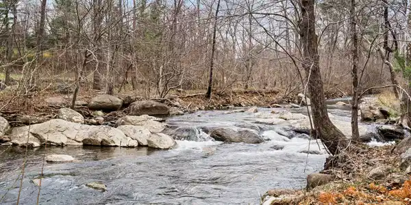 94 OLD HOLLOW ROAD