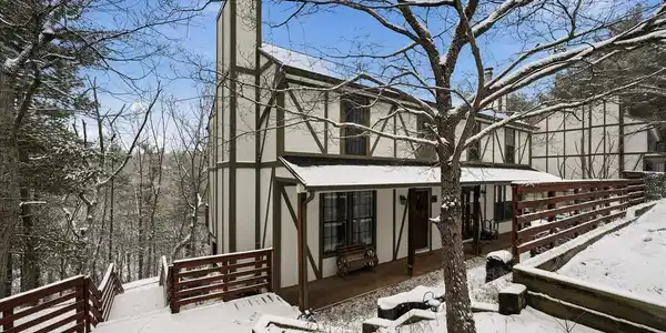 475 KING ST A
