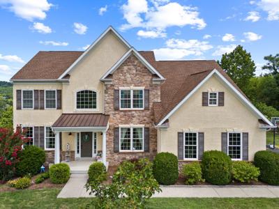 2124 ARBORDALE CIRCLE