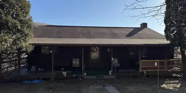 1570 GARRETT ROAD