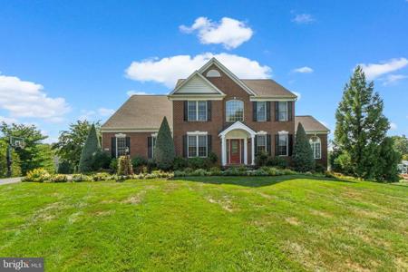 4257 BRIARWOOD COURT