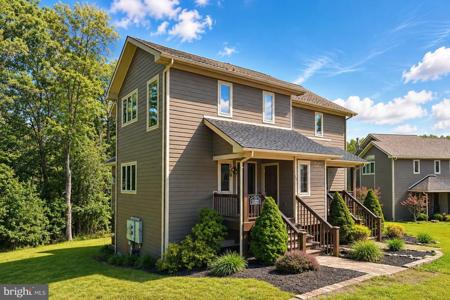 13 CEDAR CREEK DRIVE