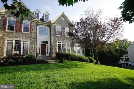 5569 JAMISONS FARM DRIVE