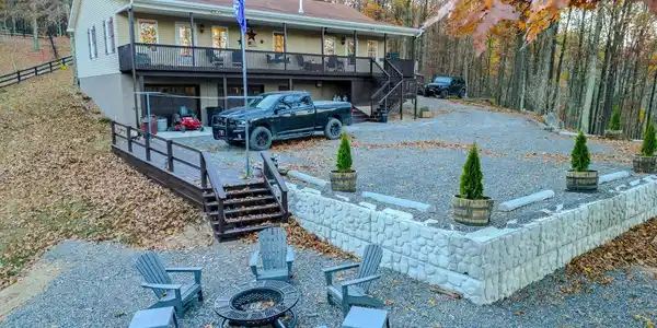 216 ANGEL COUNTRY LANE