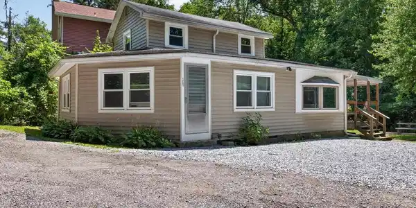 1291 STONE GLEN ROAD
