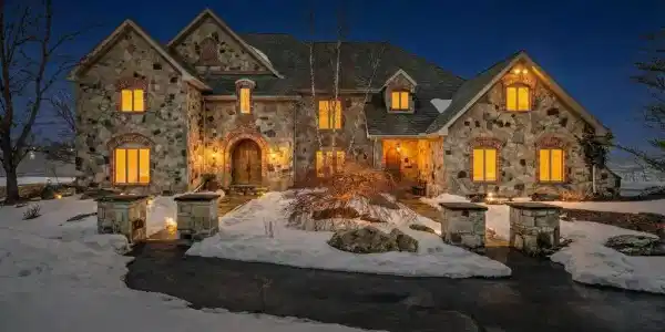 216 MERWINSBURG ROAD