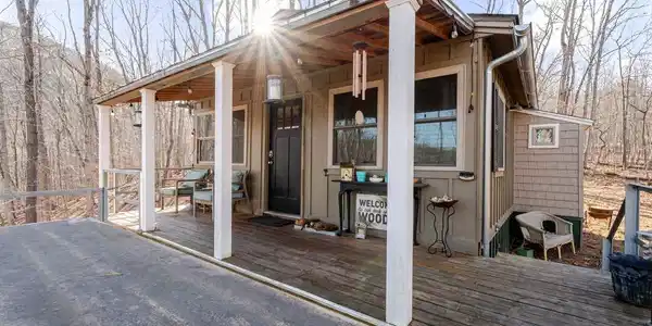 345 WILDWOOD LANE
