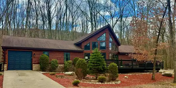 45 CONYNGHAM DRIVE