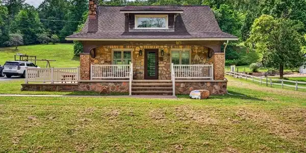 19078 SPOTSWOOD TRAIL