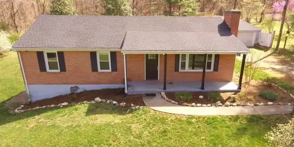16772 PATRICK HENRY HWY
