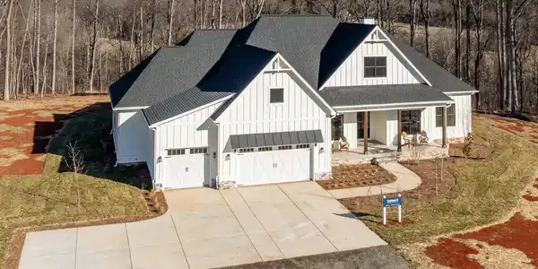 290 GRANGE COMMONS RDG