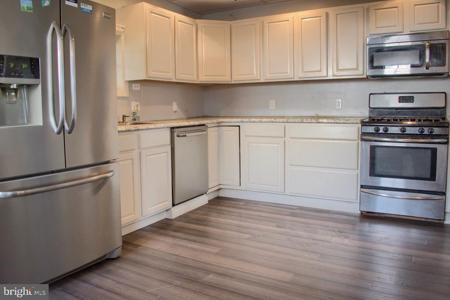 714 MULBERRY STREET