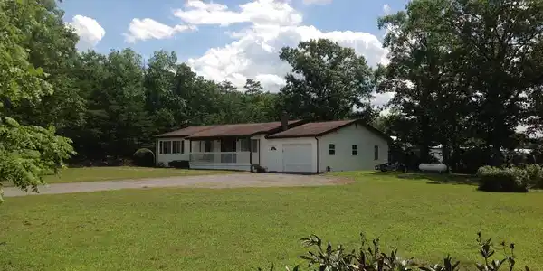 479 FROSTY HOLLOW ROAD