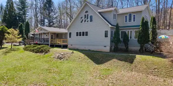 68 FARMS RIDGE LANE