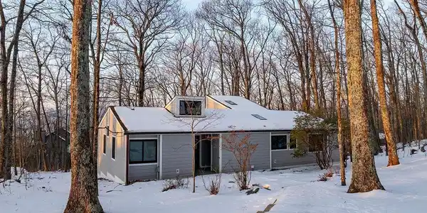 40 ELKWOOD DR