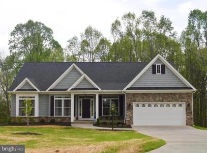 30 WAVERLY DRIVE