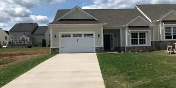 205 GRAFTON COURT