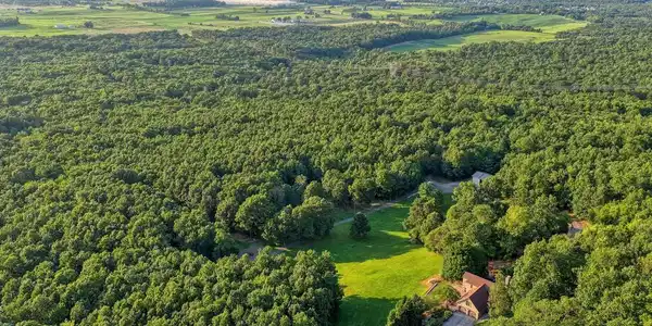 3035 STILLHOUSE HOLLOW ROAD