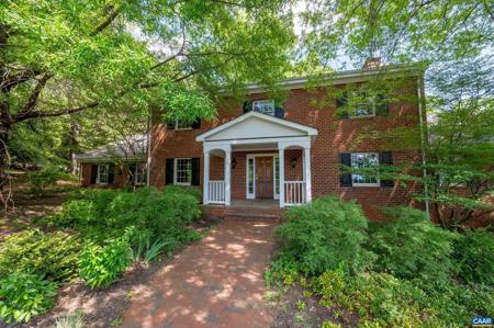 165 WALNUT LN