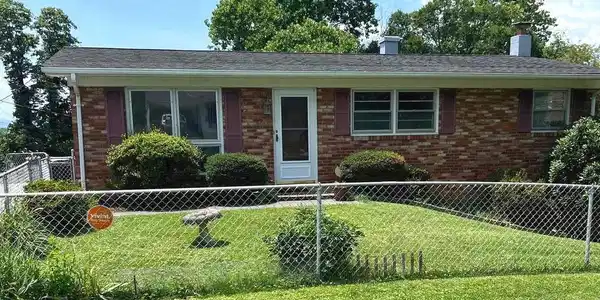 800 15TH STREET
