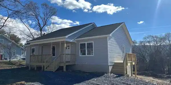 307 OLD CROSS RD