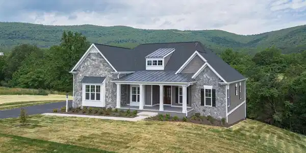 2015 STOCKTON CREEK LN